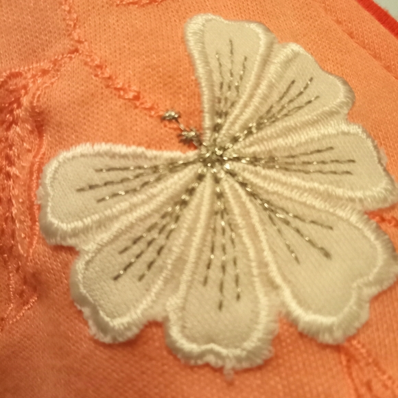 π FREE GIFT INCLUDED π Embroidered Summer Top Blouse 100% Cotton - Picture 5 of 12